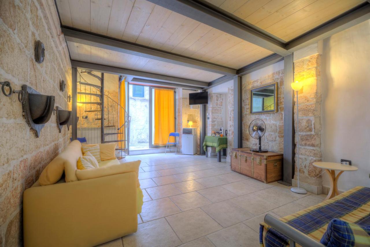 Apartamento Scuderie Maresca Ostuni Exterior foto